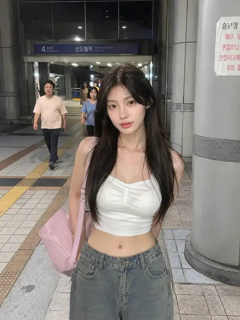 평범한 일상속 존예녀들의 내용을 보여주는 이미지 관련 이미지 5