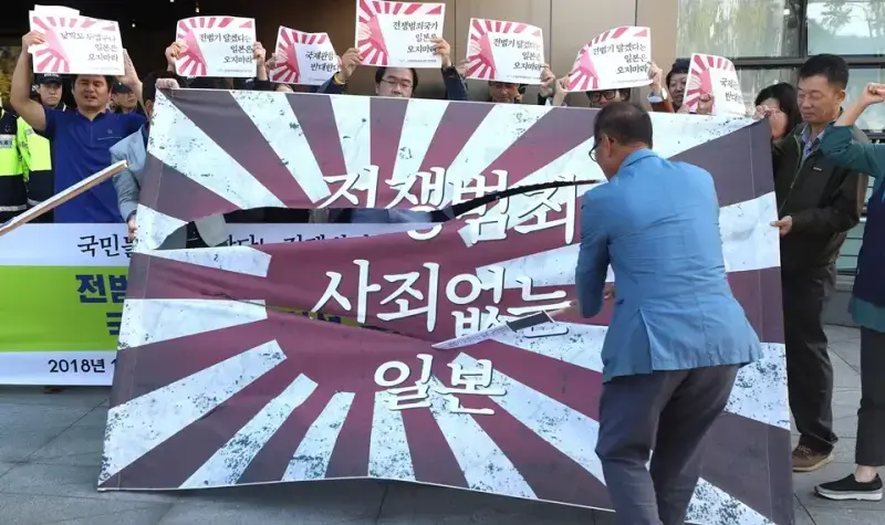 한국인이라면 광복절에 무조건 봐줘야 하는 짤의 내용을 보여주는 이미지 관련 이미지 6