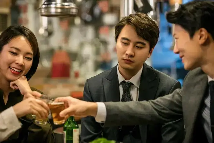 은근 젊은층에서도 의견 갈리는 회식 문화의 내용을 보여주는 이미지 관련 이미지 2
