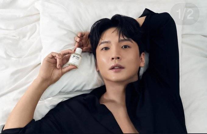 나는 솔로 18기 영호 화장품 지면 광고 촬영의 내용을 보여주는 이미지