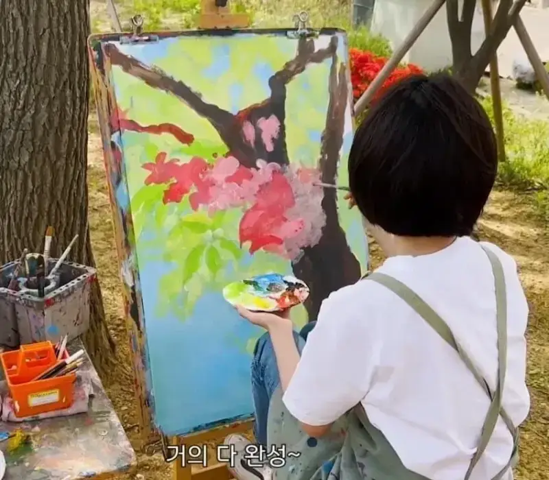 히틀러가 이 그림 보면 많이 억울할거같다의 내용을 보여주는 이미지