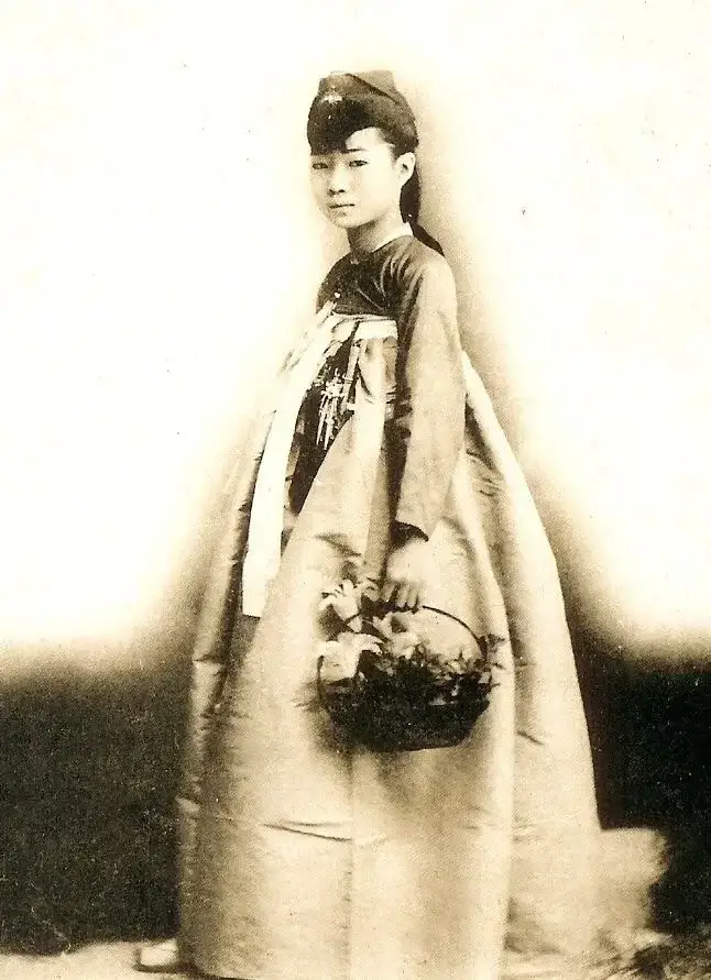 조선시대 기생의 몸단장의 내용을 보여주는 이미지 관련 이미지 5