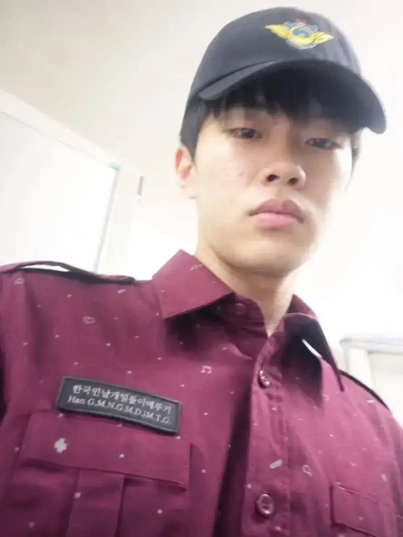 Internet_20260504_193717_10.webp 밈이 되버린 AI 공익 사진들