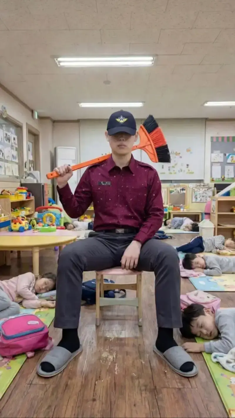 Internet_20260504_193717_13.webp 밈이 되버린 AI 공익 사진들