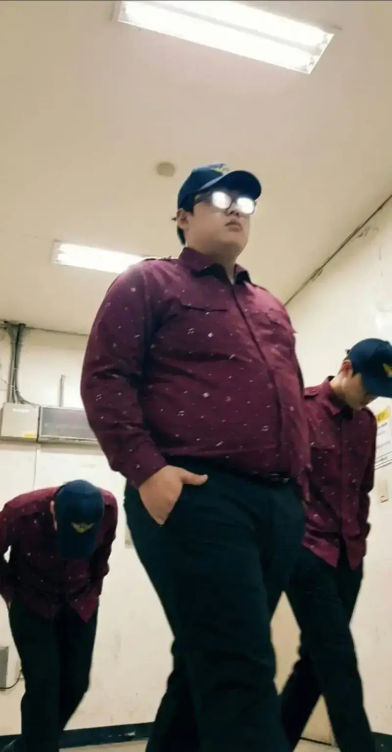 Internet_20260504_193717_21.webp 밈이 되버린 AI 공익 사진들