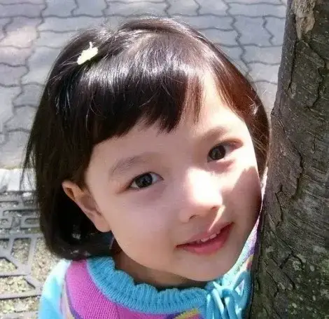 김유정 어린시절 사진의 내용을 보여주는 이미지 관련 이미지 3