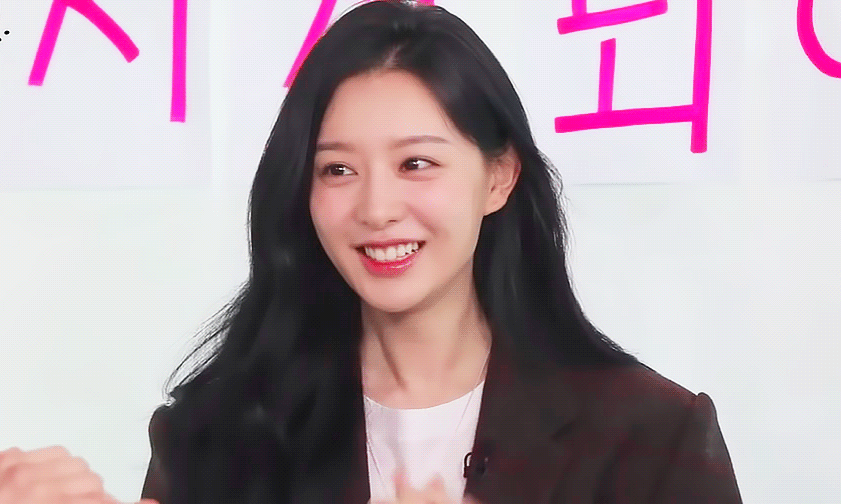 다시봐도 살롱드립 김지원 얼굴의 내용을 보여주는 이미지 관련 이미지 4
