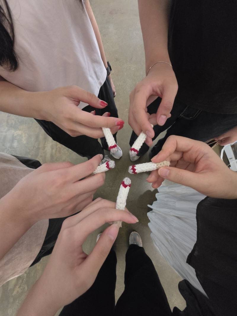 이거 사실 개강한 친구들 힘든일있을 때 뜨담하라고 카페에서 만든건데 친구들이 너무 좋아해줘서 기분좋앗음.....🥹의 내용을 보여주는 이미지