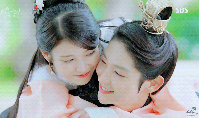 10년전 동시간대 방영된 구르미 그린 달빛 / 달의 연인 보보경심 려의 내용을 보여주는 이미지 관련 이미지 13