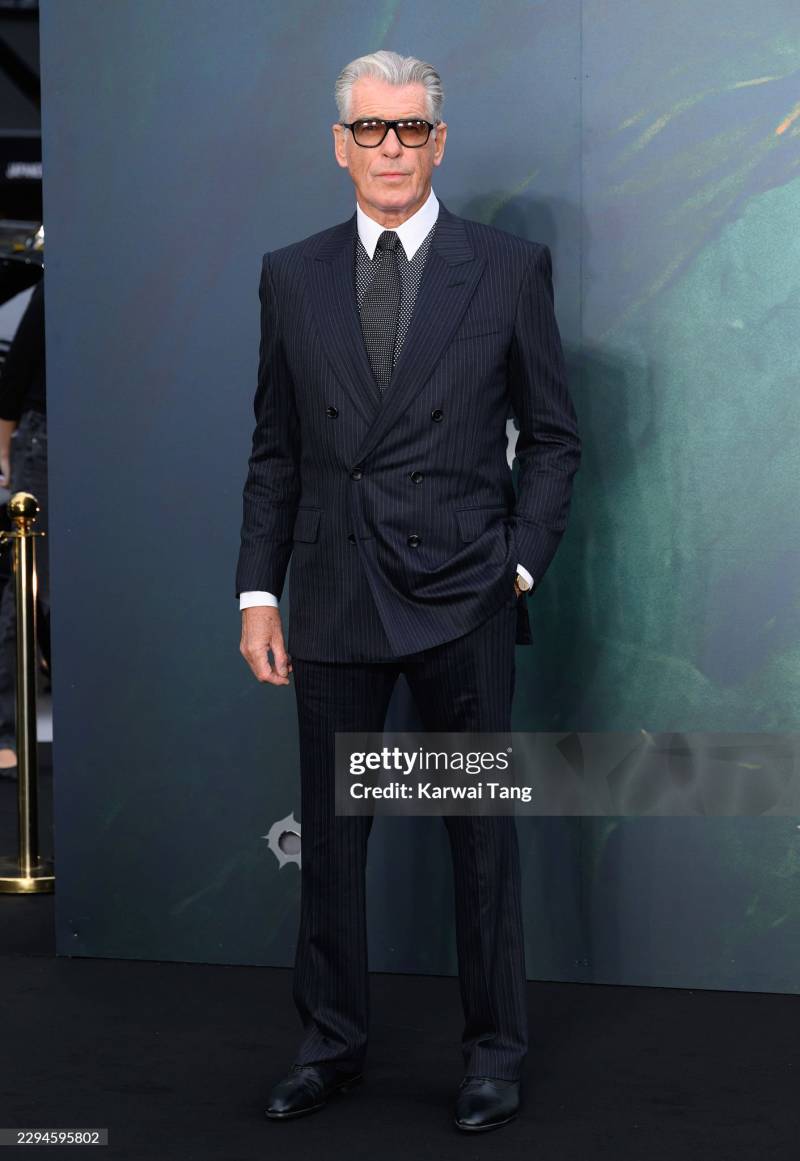 007 해도 될거 같은 피어스 브로스넌의 내용을 보여주는 이미지 관련 이미지 6