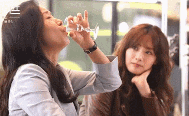 전도연이랑 케미 좋았던 나나의 내용을 보여주는 이미지 관련 이미지 3