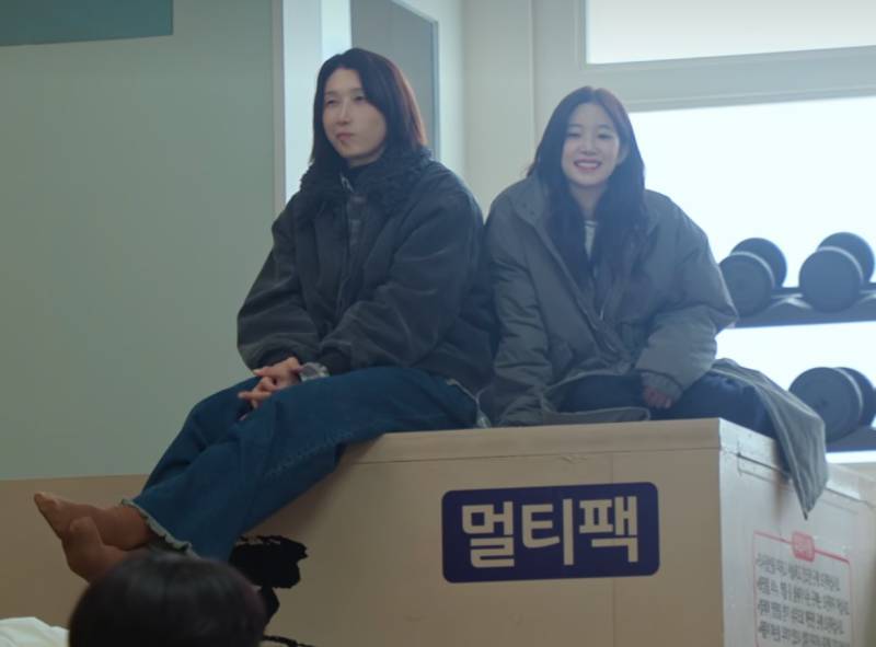 기안장에서 케미 있는 김연경&카즈하의 내용을 보여주는 이미지
