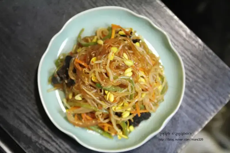 정말 맛있다는 전라도식 빨간 콩나물잡채의 내용을 보여주는 이미지 관련 이미지 5