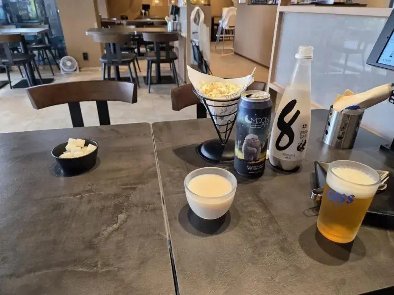 치킨 진짜 이렇게 먹는 사람들 많음?의 내용을 보여주는 이미지 관련 이미지 2
