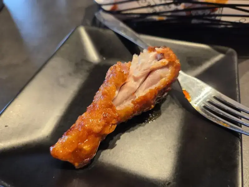 치킨 진짜 이렇게 먹는 사람들 많음?의 내용을 보여주는 이미지 관련 이미지 7