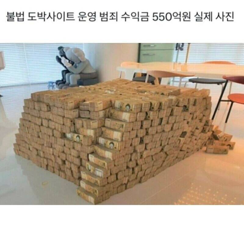 2rx8DaEEuqWgykMW8aEYsQ.jpg