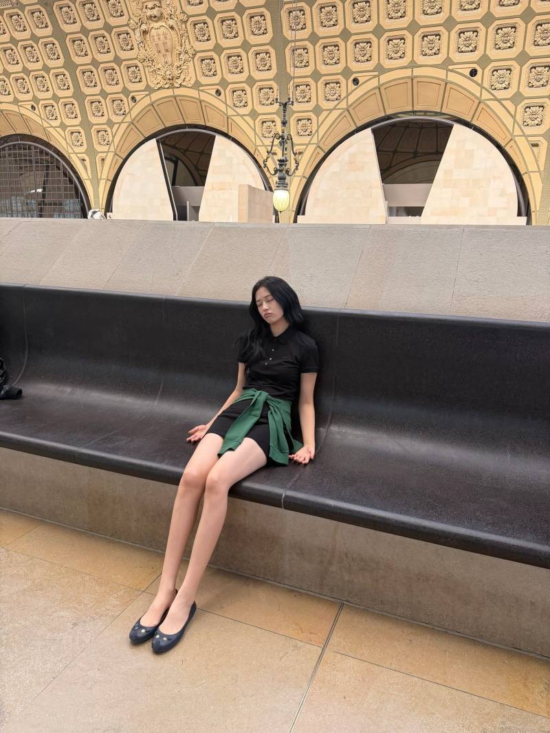 마음 터진 안유진 다리사진의 내용을 보여주는 이미지