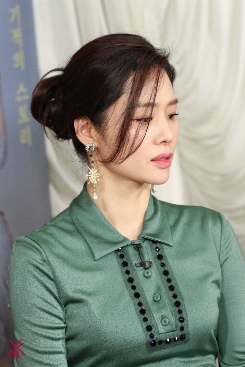 김현주 레전드 찍었던 사진의 내용을 보여주는 이미지 관련 이미지 2