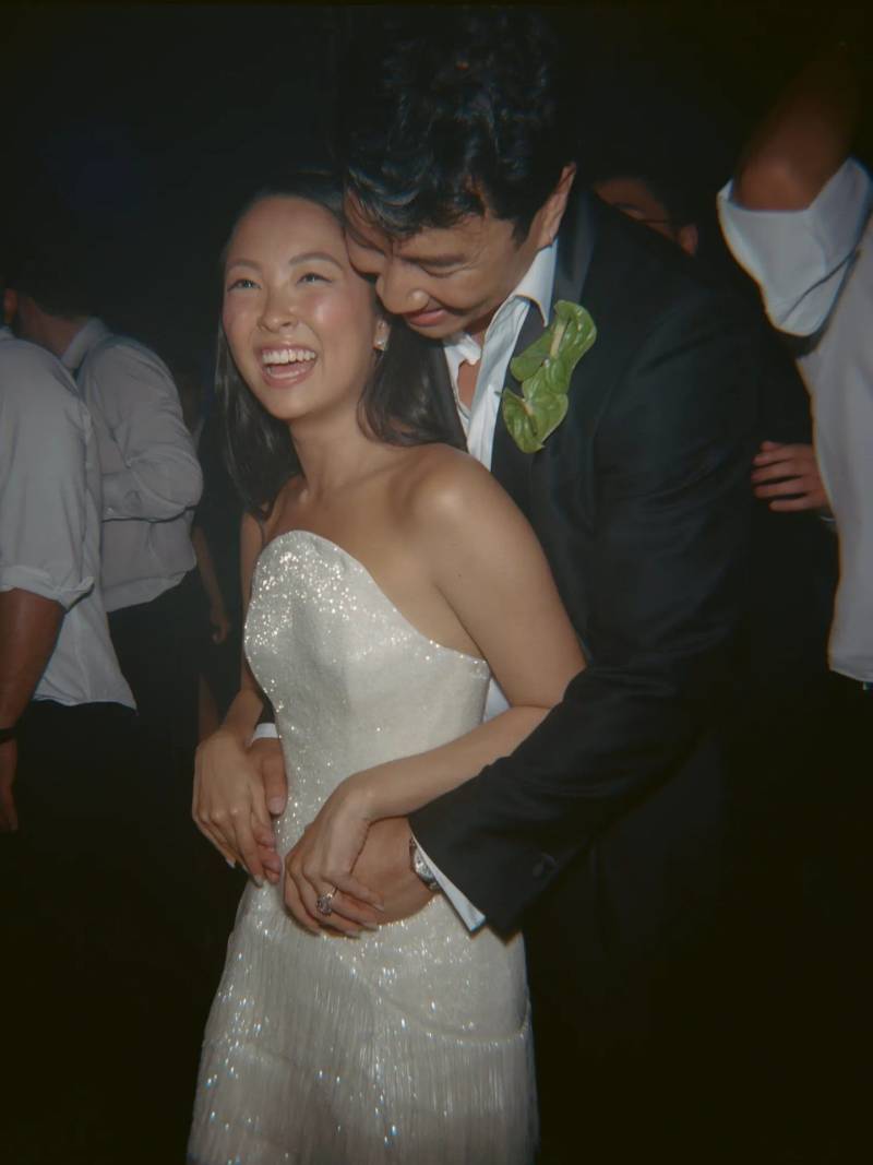 장가 갔다는 샹치의 내용을 보여주는 이미지 관련 이미지 4