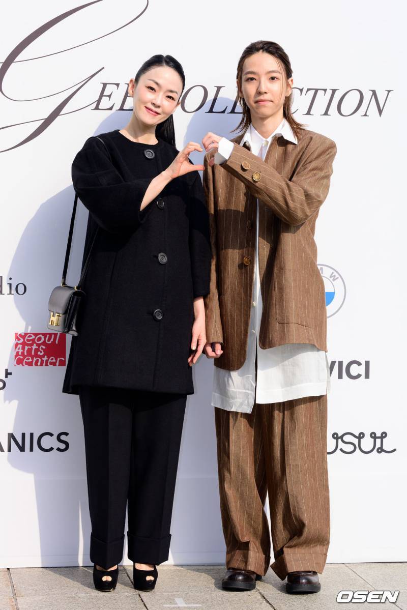 아들이랑 행사 나온 자우림 김윤아의 내용을 보여주는 이미지 관련 이미지 6