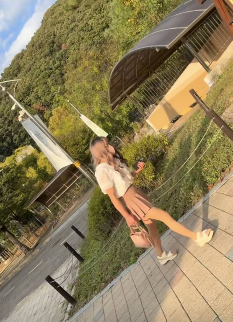 진주에서 자주 목격 된다는 여장 남자의 내용을 보여주는 이미지 관련 이미지 7