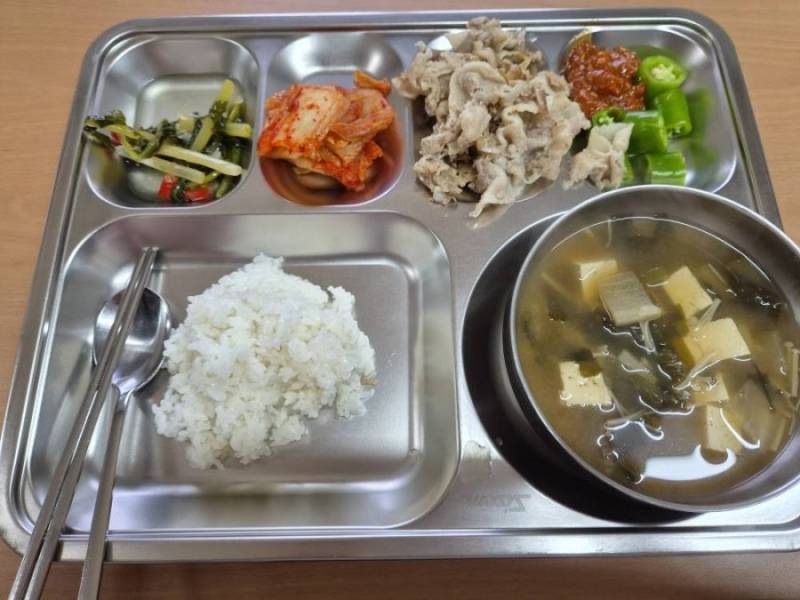월 4만원 구내식당 퀄리티의 내용을 보여주는 이미지 관련 이미지 8