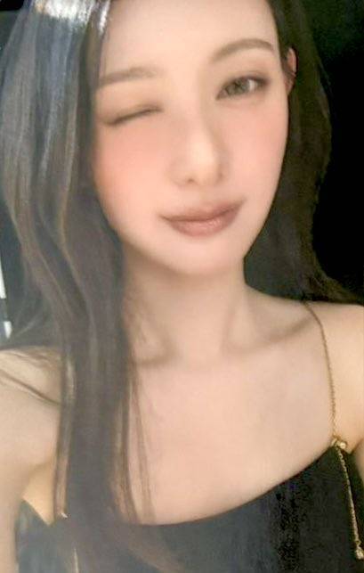 김지원 레전드 감다살 포카 미쳤다의 내용을 보여주는 이미지 관련 이미지 7