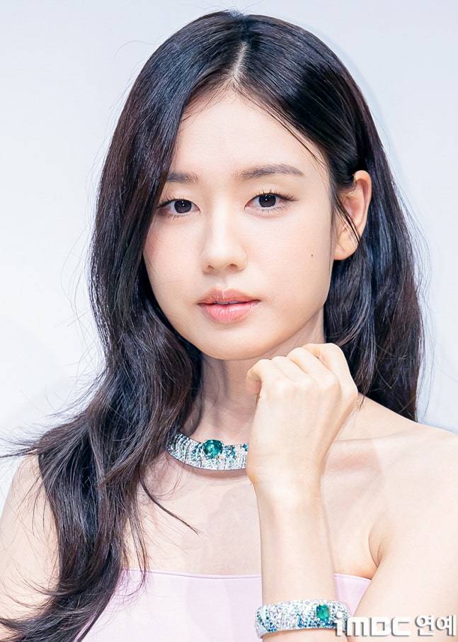 프레드 하이주얼리 포토콜 안은진의 내용을 보여주는 이미지 관련 이미지 3