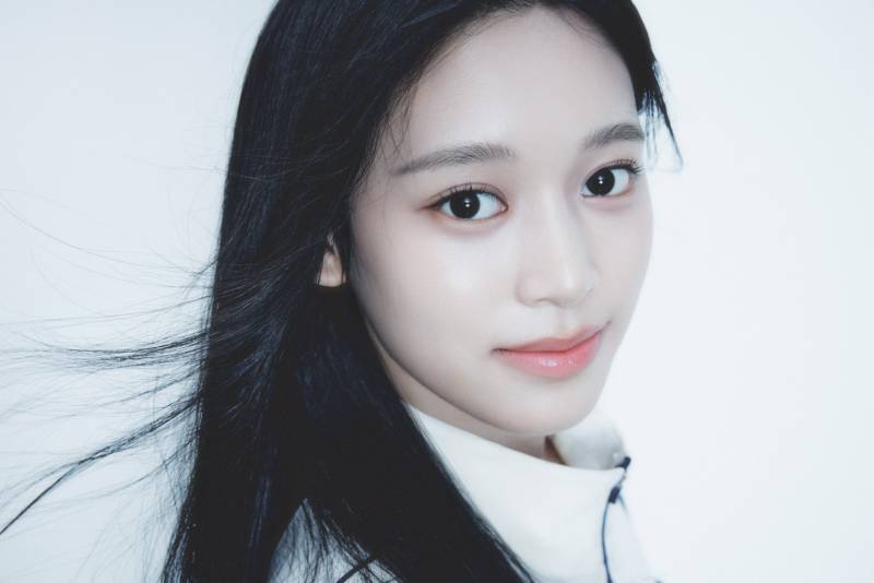 【NEW】 A2O LITE 'NEON' 컨셉 포토.jpg (아이컨택 ver.)의 내용을 보여주는 이미지 관련 이미지 8