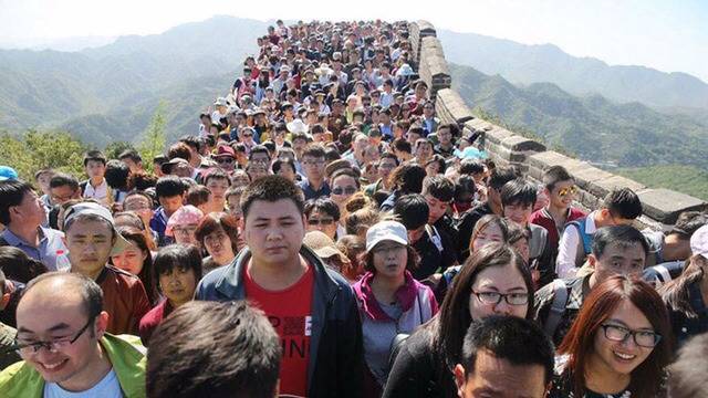 해외여행 이상과 현실의 내용을 보여주는 이미지 관련 이미지 8