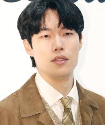 신원호의 보석함의 내용을 보여주는 이미지