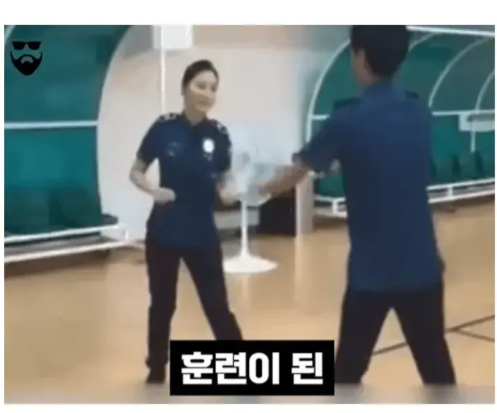 여경 &ldquo;물리력이 필요한 시대는 갔다&rdquo;의 내용을 보여주는 이미지 관련 이미지 9