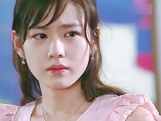image.png 아들 관련 발언으로 이불킥중인 손예진